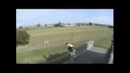 The best of Freerunning Parkour Tricking New 2010 (hq) 