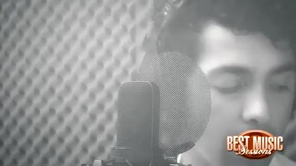 Кавър На Michael Jackson - You Are Not Alone-valentin Dinu