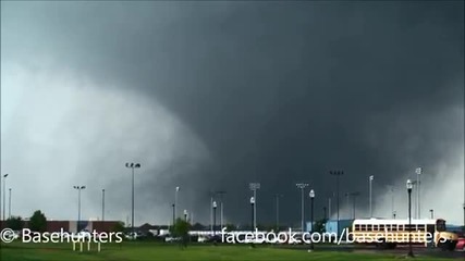 Ужасяващи кадри от торнадо в Оклахома 2