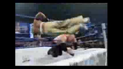 Wwe - Batista Saves Rey Mysterio From Kane And Big Show