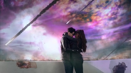 Ariana Grande - One Last Time (official)