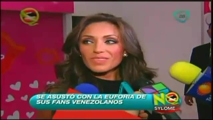 Anahi En Firma De Autografos En Mexico Df En Nlc 