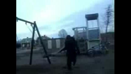 Tony And The Swing