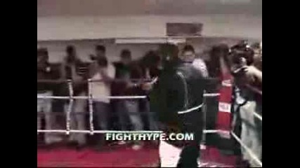 Roy Jones Jr. Open Workout Days Before Calzaghe Fight