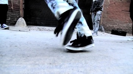 Lil ill - She Likes My Swag 