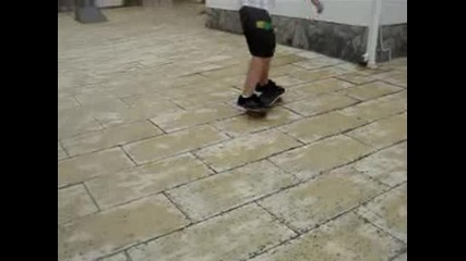 Skateboard Tricks For Beginners.avi