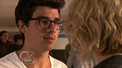 Jonas L.a - Episode 13 - Band Of Brothers - Joe and Stella - Kiss Scene [hd]