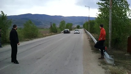 Peugeot_106_rallye_vs._civic_b20