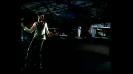 Enrique Iglesias - Escape Music Video 