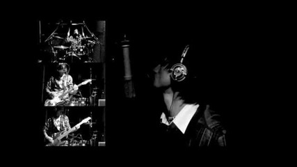 Nero Argento - Trust (lyrics)
