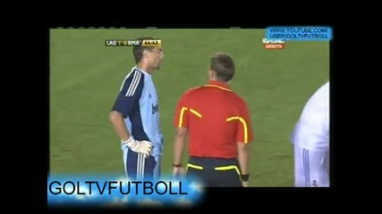 Такъв шут не сте виждали ..