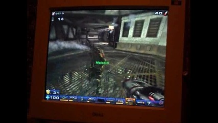Playing Unreal Tournament 2004 