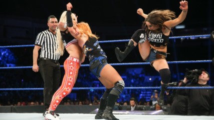 Charlotte Flair, Becky Lynch & Naomi vs. The Riott Squad: SmackDown LIVE, 16 January, 2018