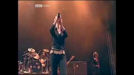 Faithless - Crazy English Summer - Live at Glastonbury 2002 