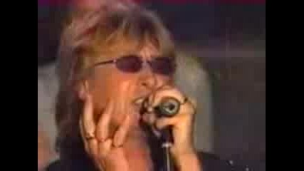 Def Leppard - Long Long Way To Go(live)