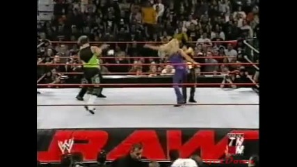 The Hurricane w/ Trish Stratus vs. Steven Richards w/ Victoria - Wwe Raw 13.03.2003