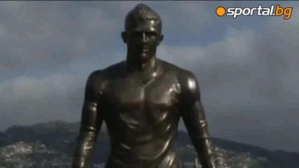 Откриха статуя на Кристиано Роналдо в Мадейра