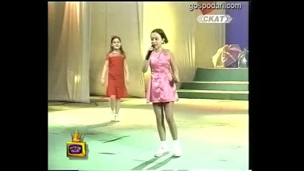 В кадър
