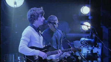 Arctic Monkeys - Fluorescent Adolescent Live [at The Apollo Dvd]