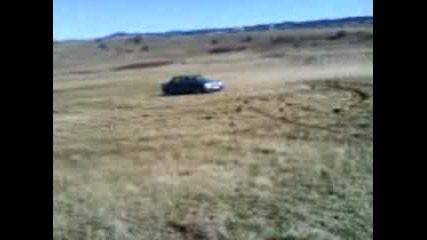 Star6inata vs. Mercedes 124 200e