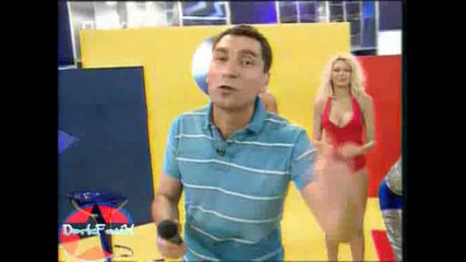 Дупка в стената - Каскадьори vs. Уебдизайнерки 2 кръг 12.09.08
