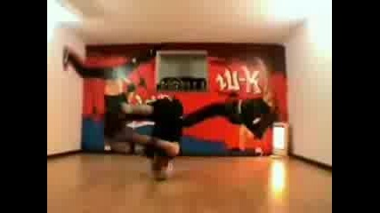 New Amazing Breakdancing Crazy Spin