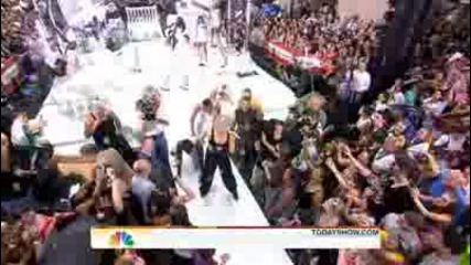 Lady Gaga Teeth Live on The Today Show 