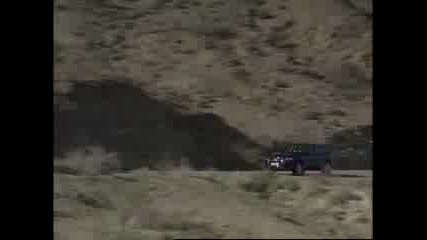 Audi Q5 driving scenes