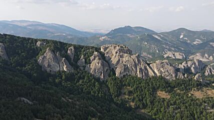 Белинташ и Караджов Камък - Belintash Rock Complex And Karadjov Stone - Bulgaria-.mp4