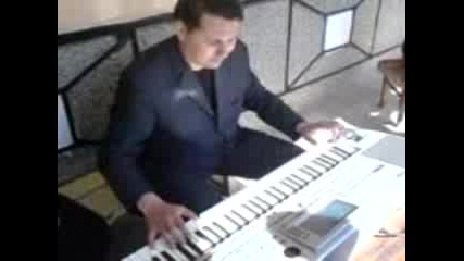 Mudjeitin Caglar Solo Klavir