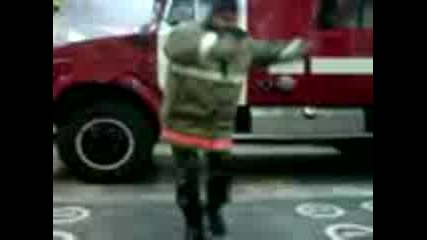 Пожарникарски Breakdancing