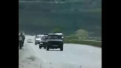 Саморазправа на полицаи с моторист.