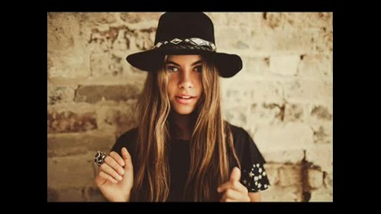 Joyce Muniz Feat. Knixx - Trust Your Enemies (original Mix)