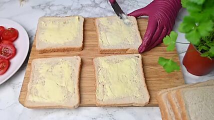 How to toast: Tuna melt sandwich
