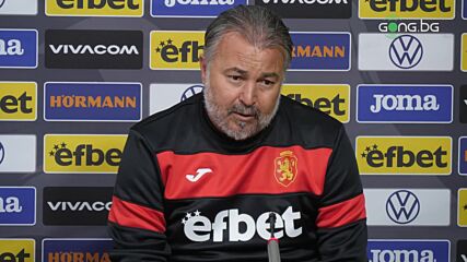 Ясен Петров: С четирима отзад, а напред по някоя хитринка