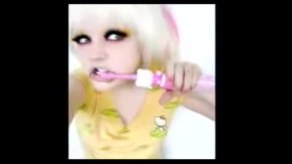 Cute Emo Girls