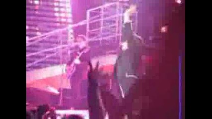 Robbie Williams - Feel (live At Amsterdam Arena 21.06.06)