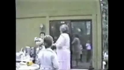 Подгответе Се За Много Смях :d :d :d