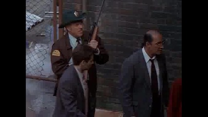 X-files 1x05 - The Jersey Devil 2
