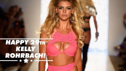 5 Times Kelly Rohrbach nailed the bikini pic