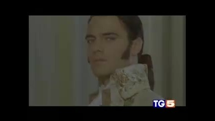 Intervista del Tg5 a Sarah Felberbaum e Giulio Berruti