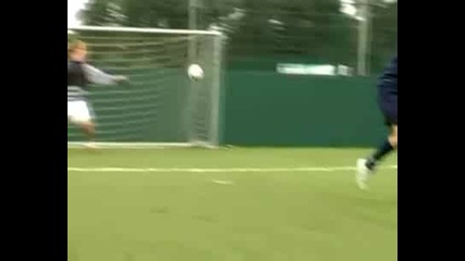 Billy Wingroves Learn Freestyle Football