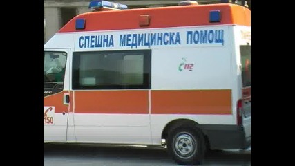 Линейка с родилка помете Мерцедес в Пловдив!