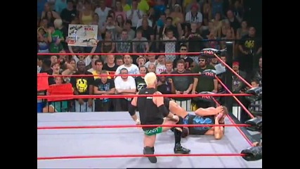 Matt Morgan brawls with Mr. Anderson ! 