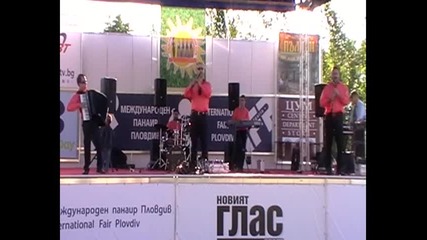 събор в ягодово с орк.тракийско настроение 26.06.2011 г. 1 част