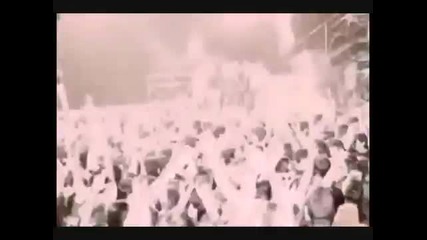 Два от хитовете на 2011-а в един микс!