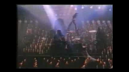 W.A.S.P. - Hold Onto My Heart