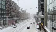 Изненадващо: Дебели преспи сняг затрупаха Стокхолм