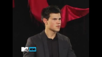 Taylor Lautners Got Some Lady Gaga On His Ipod 