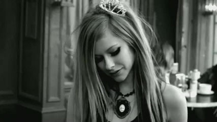 Avril Lavigne - Smile ( Високо Качество )